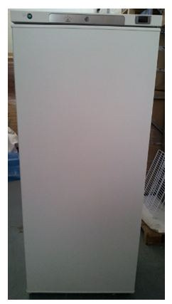 Noleggio Frigorifero bianco 600L a Milano